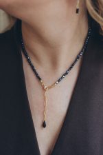 Melns kristālu čokeris - īsais