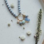 Necklace: Forget-me-knots with freshwater pearls